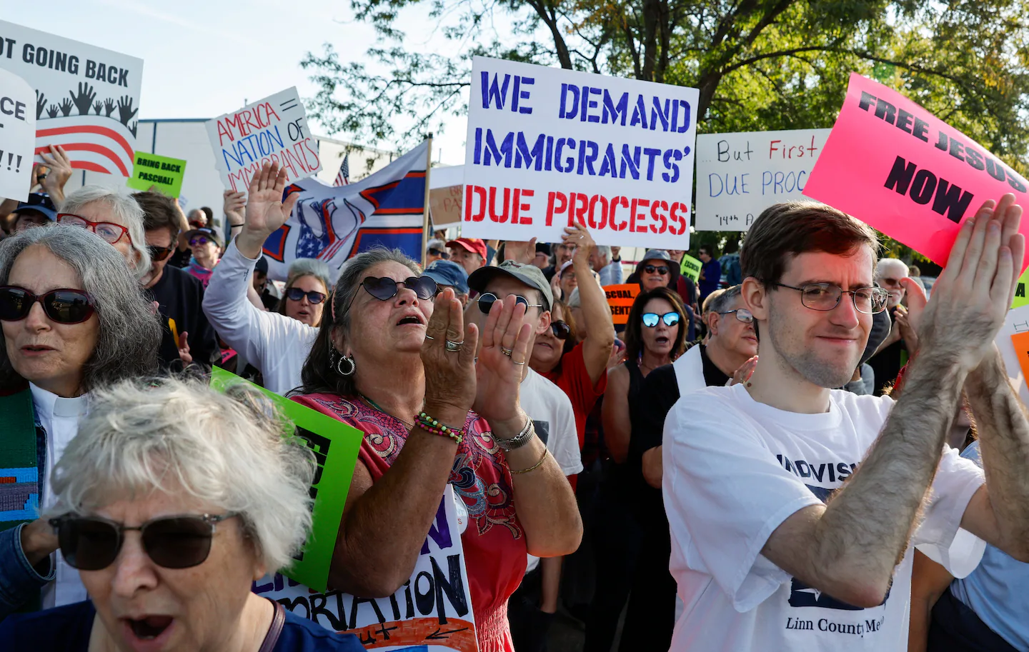 Featured image for Appeals Court Blocks Trump Deportations Under Wartime Law