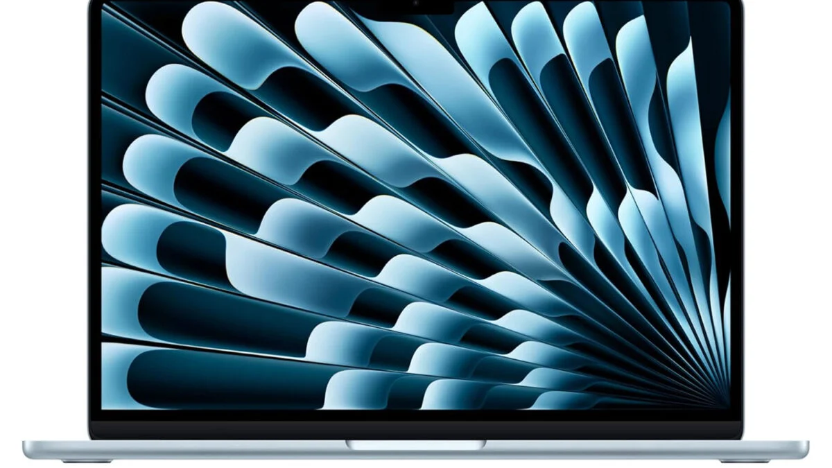 Featured image for Apple Discounts: Record-Low Prices on MacBook Air and Mac Mini
