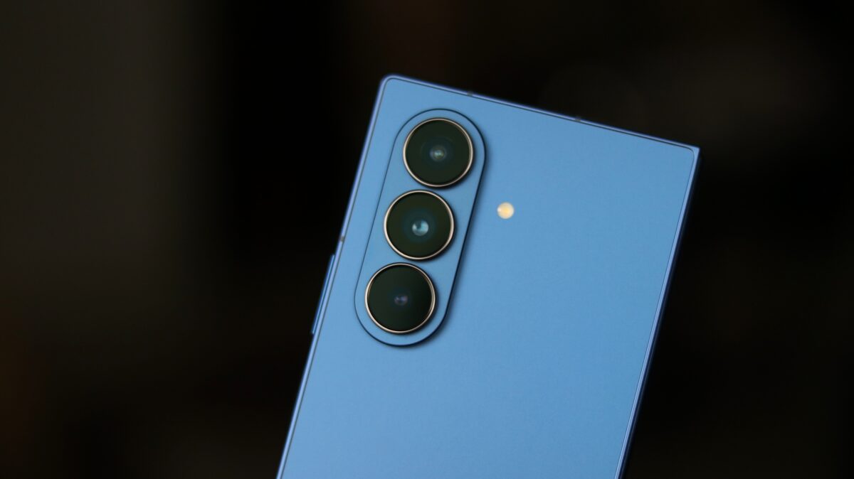 Featured image for Samsung's Galaxy Z Fold 8: The Future of Foldable Smartphones?