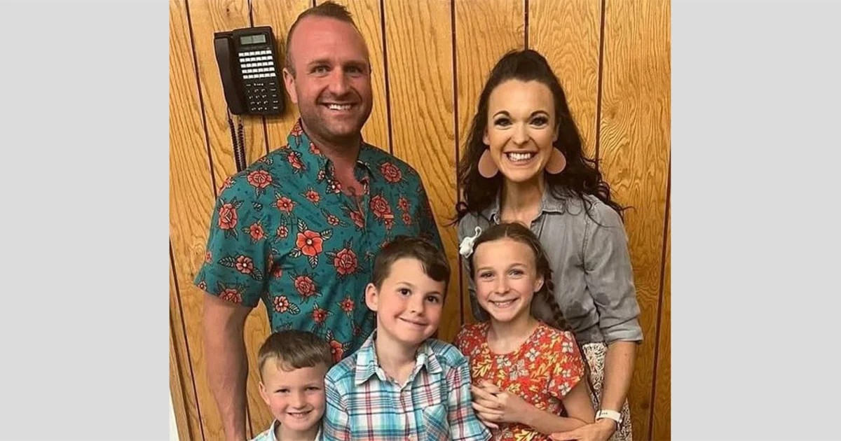 Featured image for Illinois gubernatorial candidate Bailey mourns family loss in helicopter crash