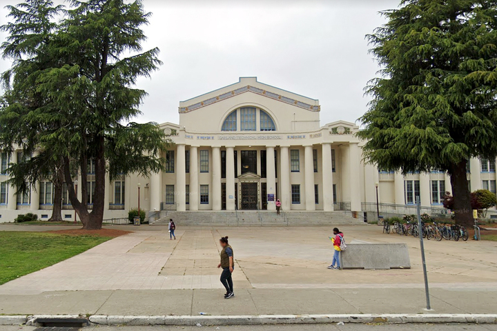 Featured image for Oakland residents demand action on rising crime at community meeting.