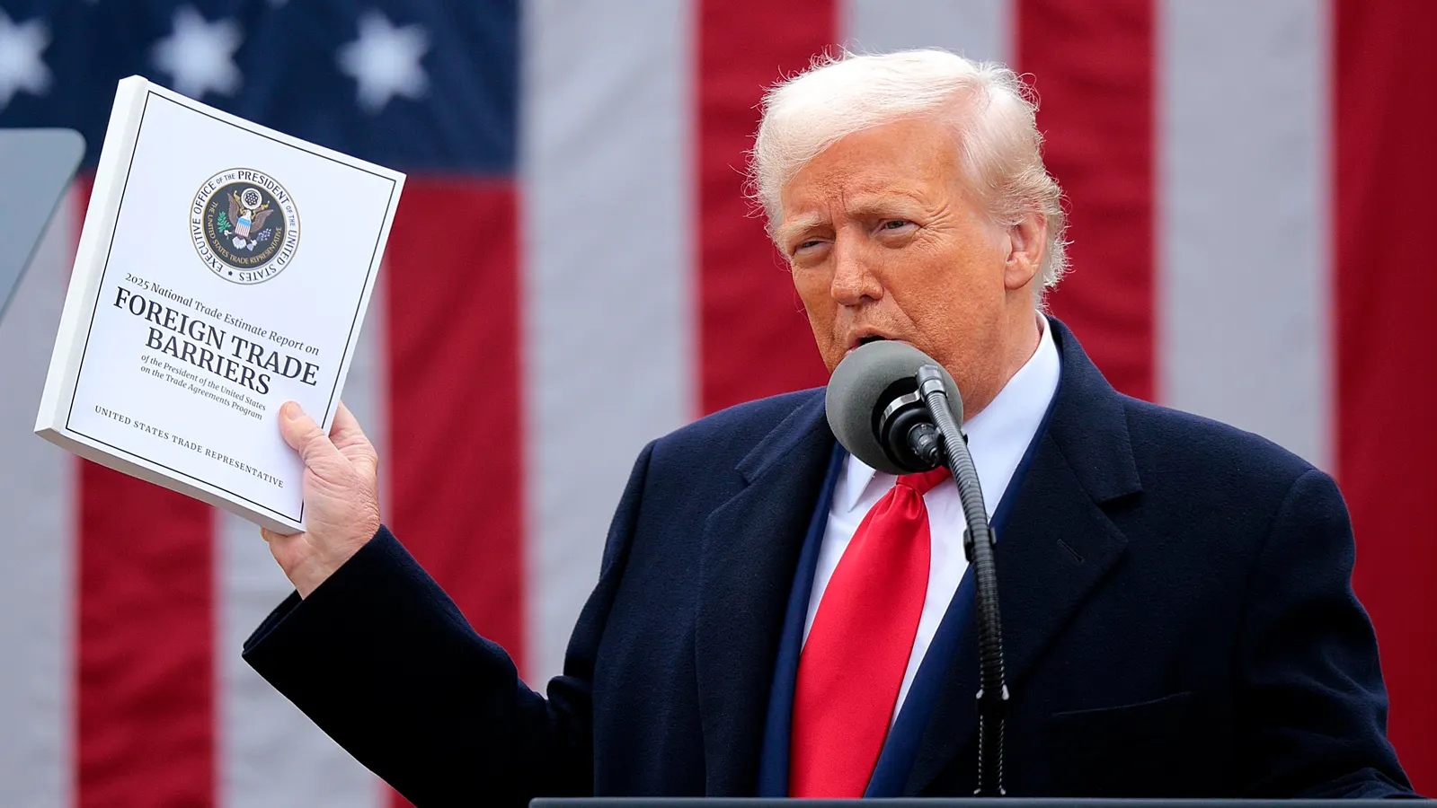 Featured image for Legal Battles and Potential Winners in Trump’s Tariff Policies