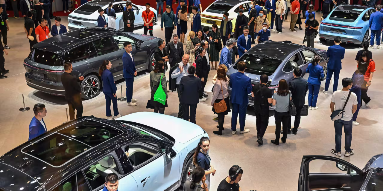 Featured image for NIO's Earnings Report: Mixed Results Cause Stock Volatility.