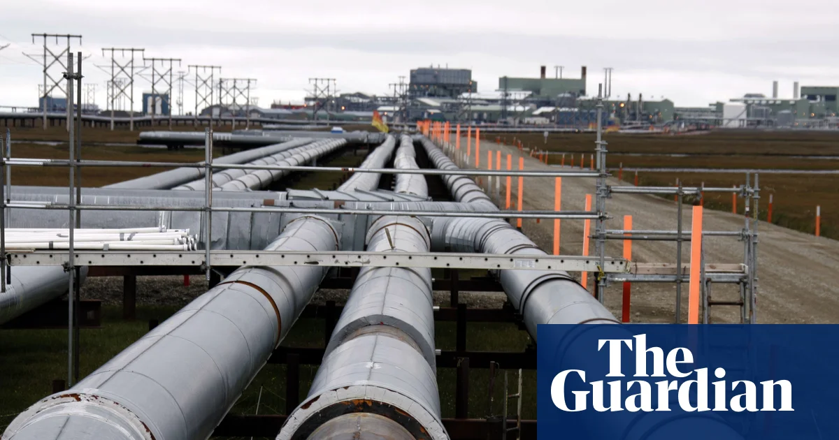 Featured image for Oil Prices Face Biggest Annual Drop Since 2020 Amid Surplus Fears