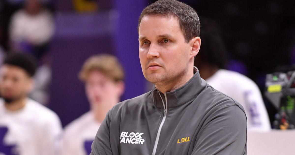 Featured image for NCAA Issues Penalties for College Sports Violations