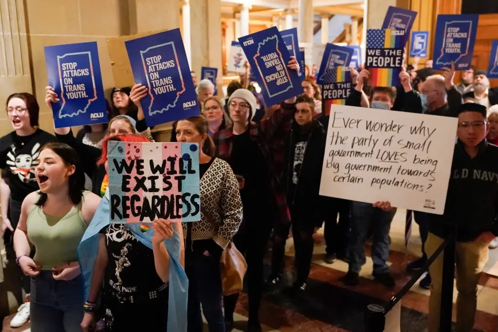 Featured image for Human Rights Campaign Declares State of Emergency for LGBTQ+ Rights in the US