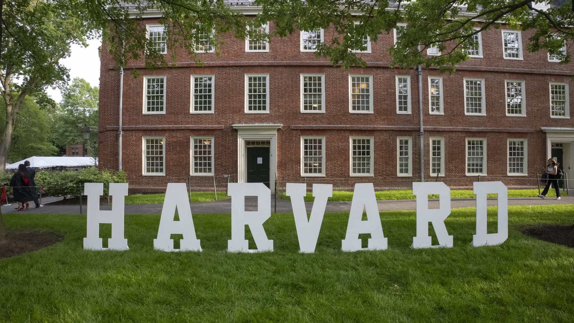 Featured image for Trump bans international students from Harvard