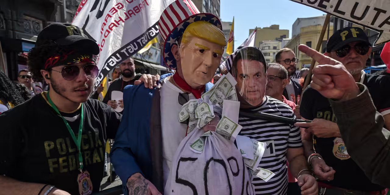 Featured image for Who Really Pays for Trump’s Tariffs and What It Means for Consumers