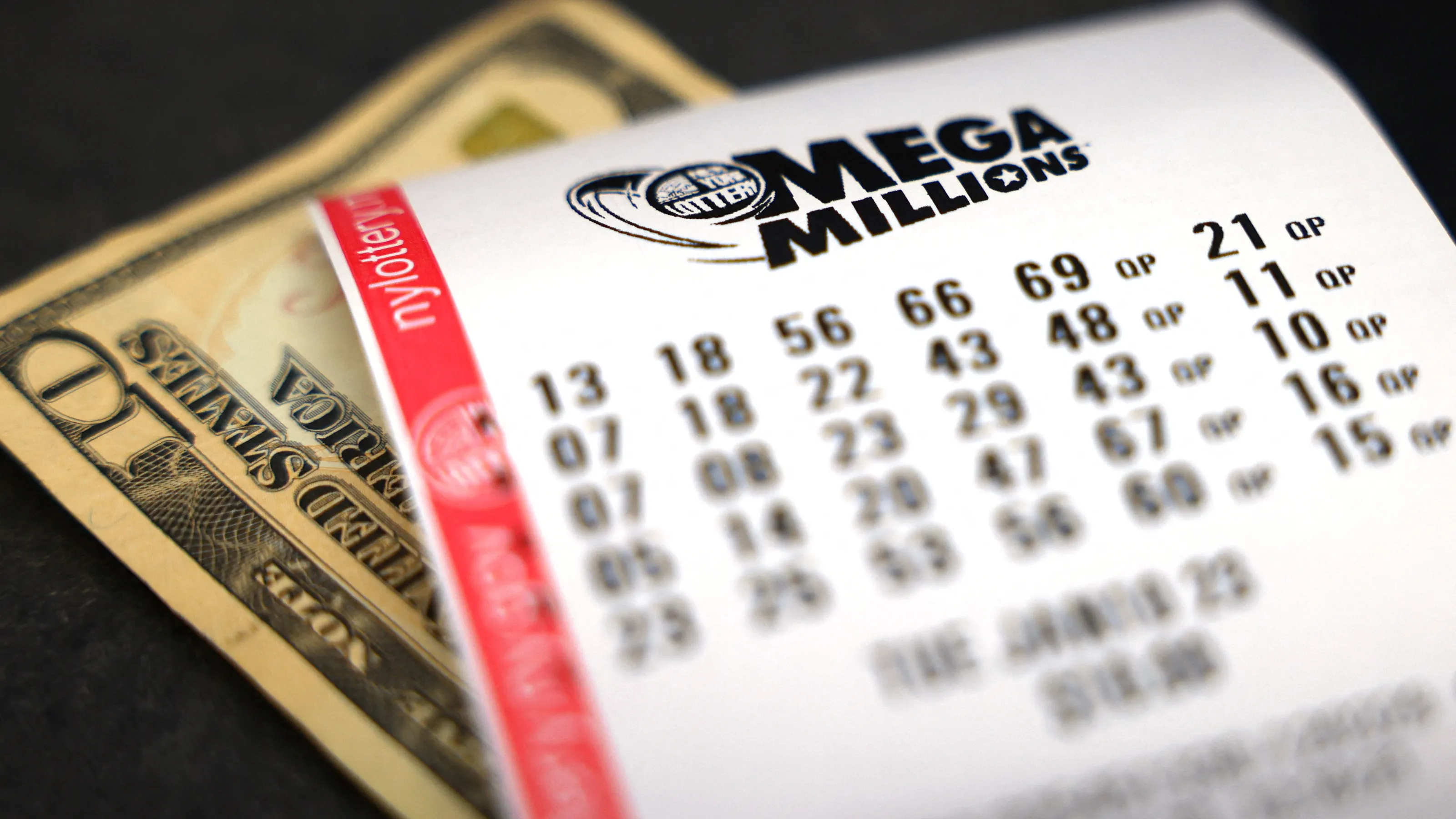 Featured image for Mega Millions Jackpot Reaches $125M After December 26 Drawing