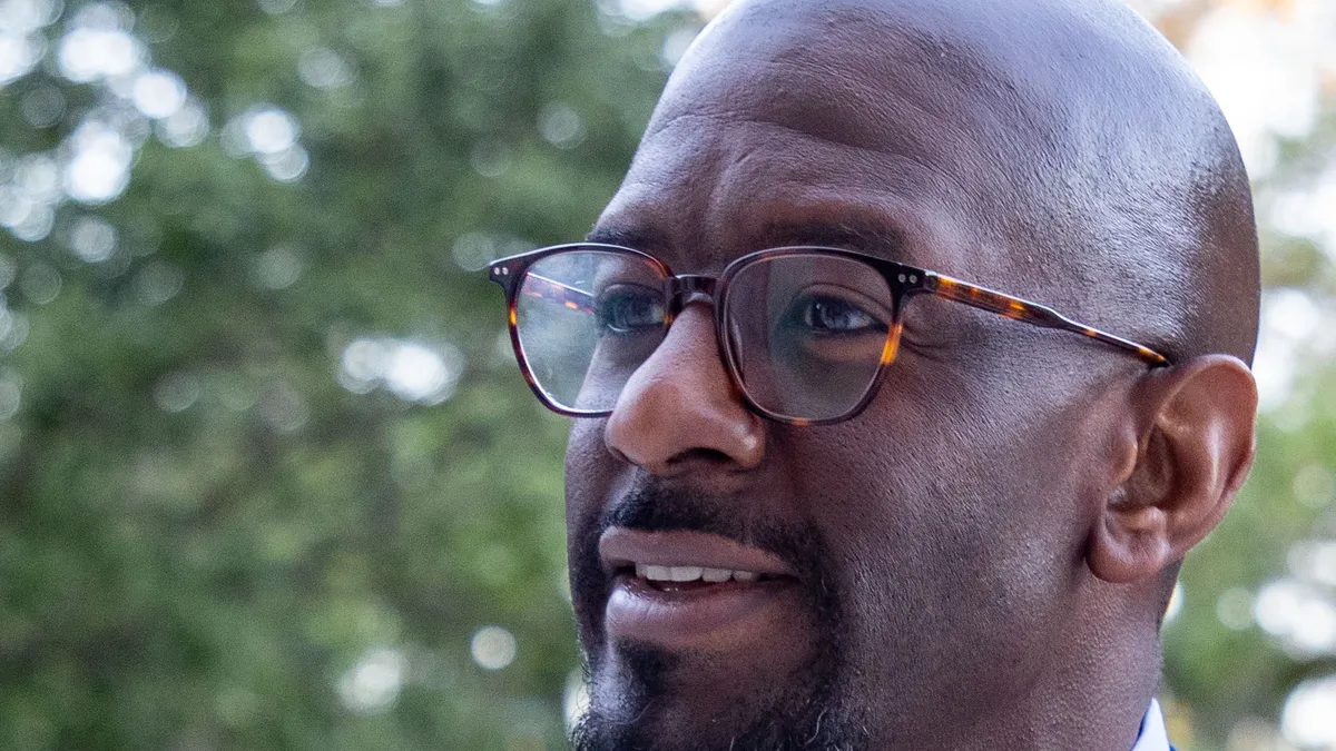 Featured image for Prosecutors move to drop corruption charges against Andrew Gillum.