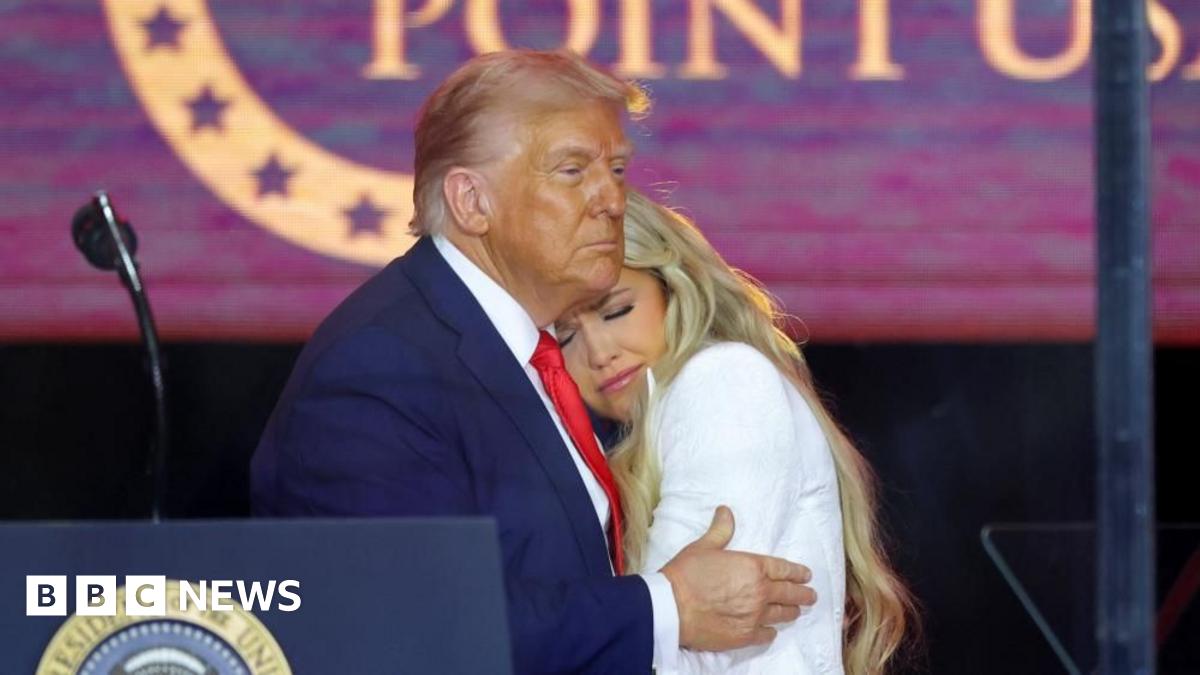 Featured image for Trump Honors Charlie Kirk at Memorial Amid Traffic Congestion