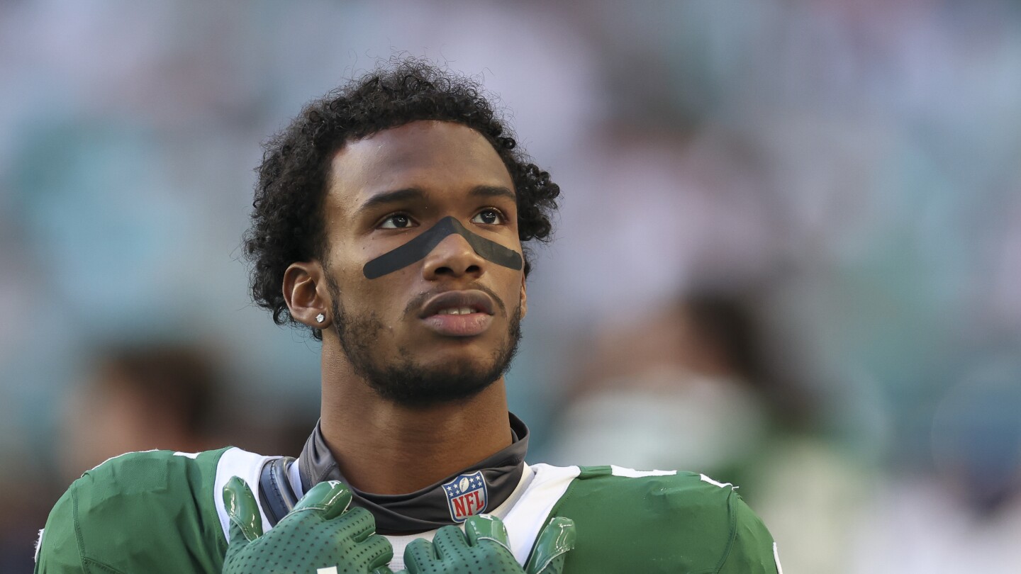 Featured image for Jets' Garrett Wilson secures $130M, four-year contract extension
