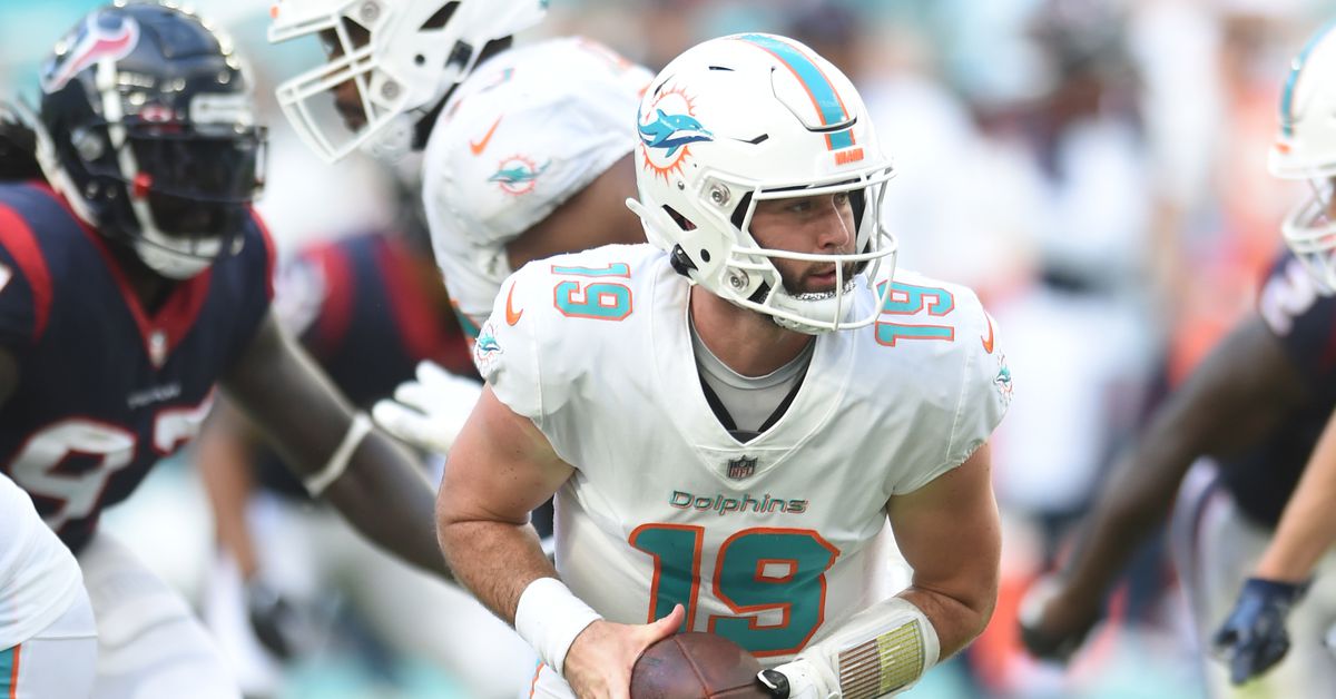 "Dolphins Dominate Texans in Preseason Matchup with Impressive Defensive Performance"