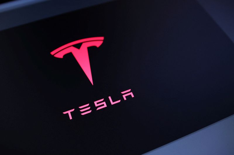 Featured image for South Korean Supplier L&F Reduces Tesla Battery Deal Amid Cybertruck Delays