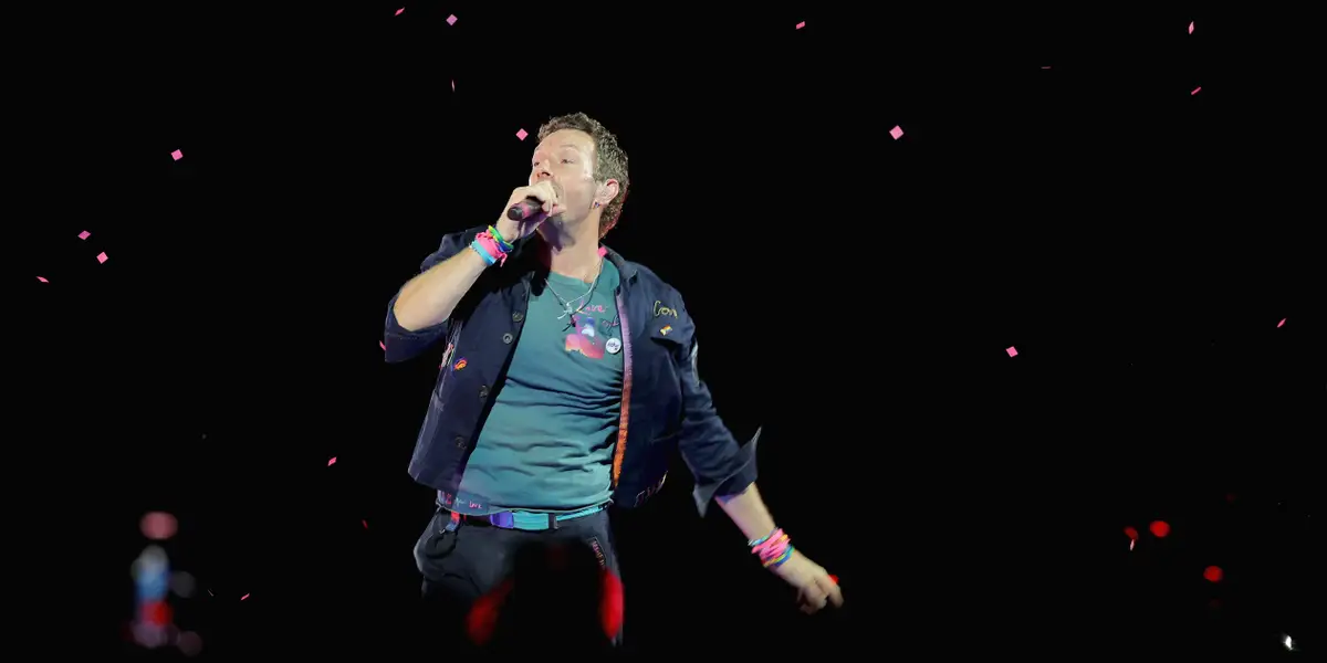 Featured image for Astronomer HR Chief Resigns After Coldplay Kiss-Cam Incident