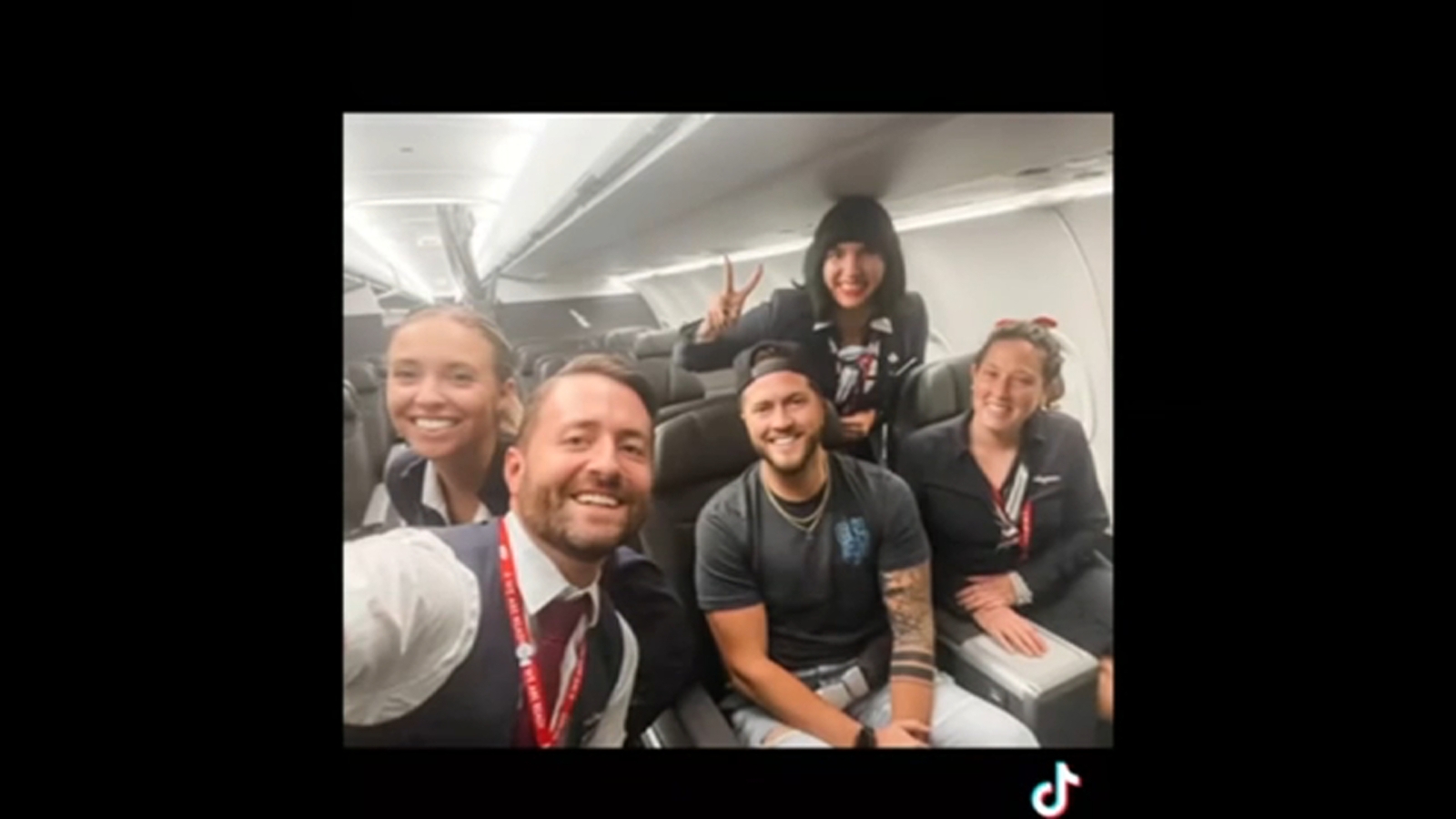 Featured image for Man enjoys private party on plane after 18-hour delay.