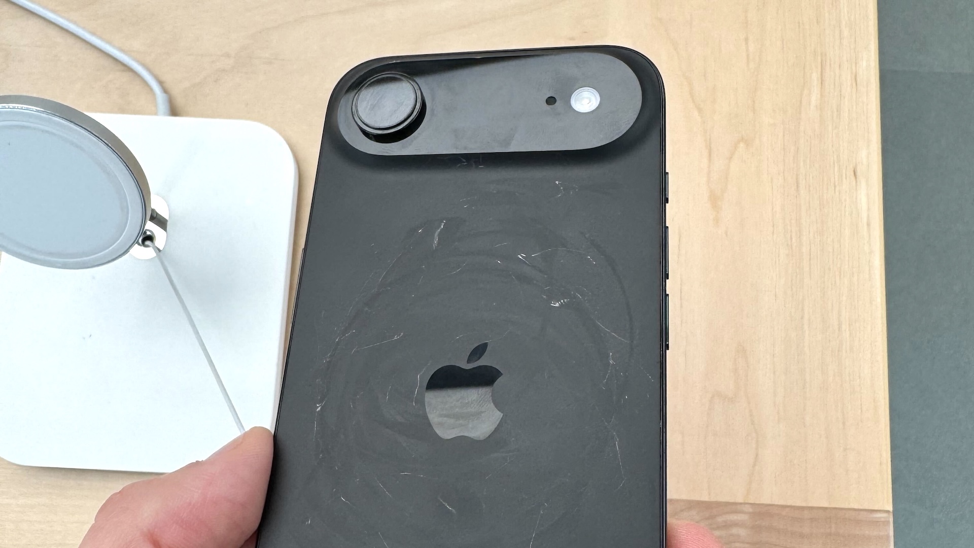 Featured image for Apple Addresses iPhone 17 Scratch Concerns and Customer Complaints