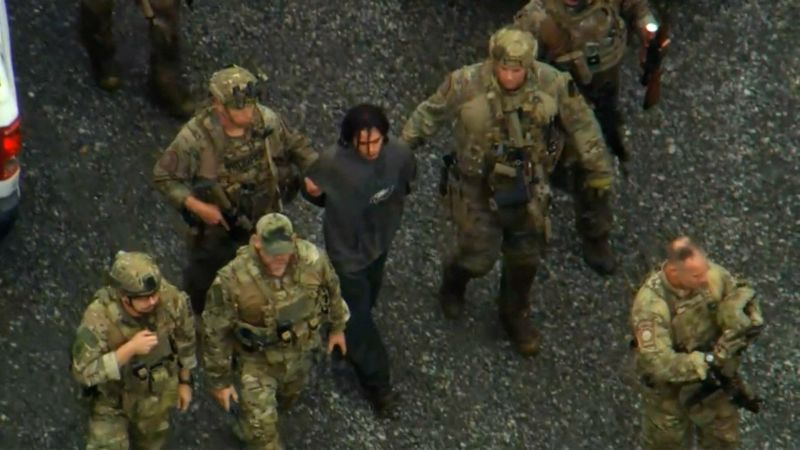 Featured image for "Escaped Pennsylvania Killer Captured: Dramatic Video Footage Revealed"