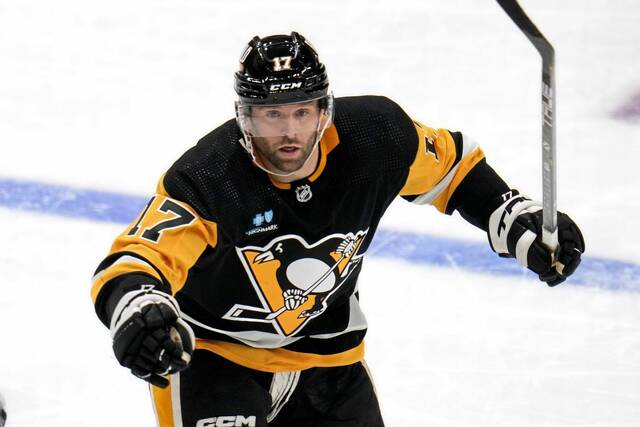 Featured image for Red Wings vs Penguins: Clash of the Titans