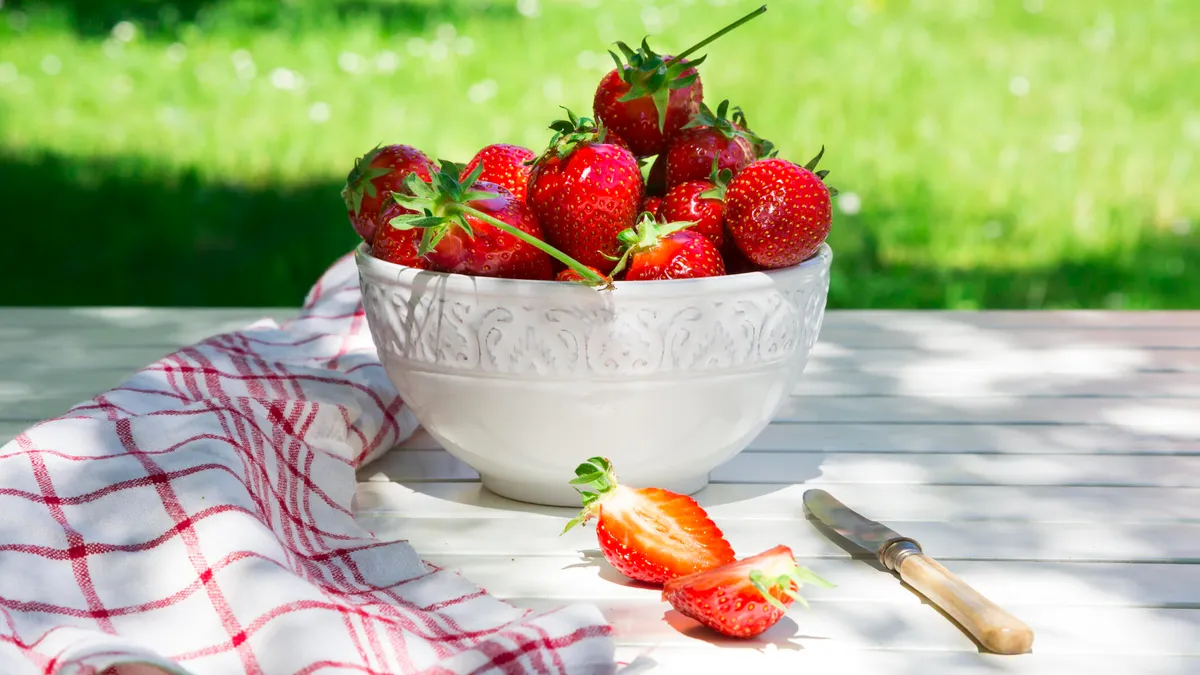 Featured image for "Stay Hydrated with These 6 Superfoods"