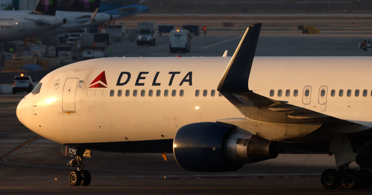 Featured image for Delta Flight Diverts to MSP After Turbulence Injures 25 Passengers