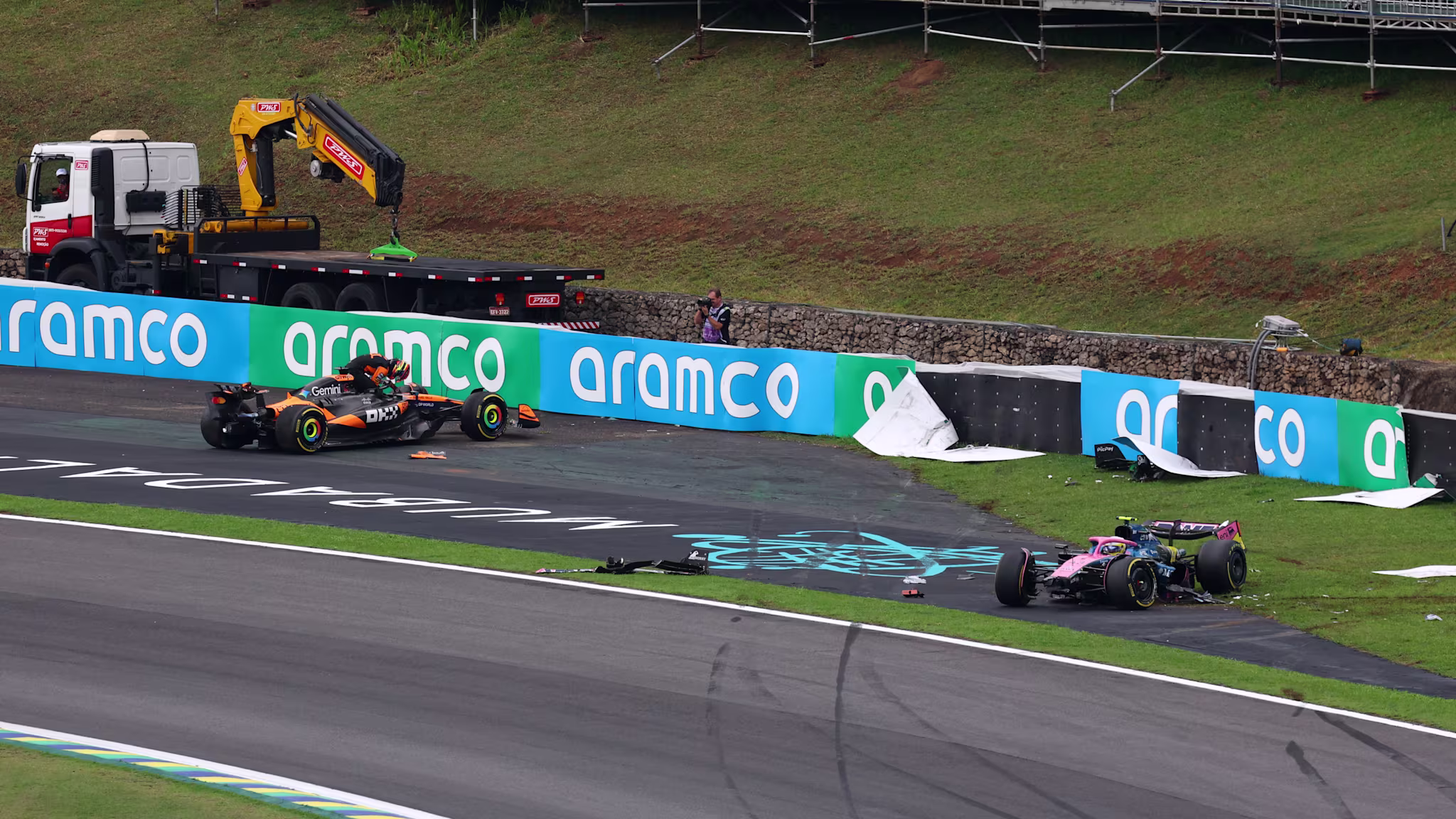 Featured image for Norris Wins Sprint at Sao Paulo as Piastri Crashes Out