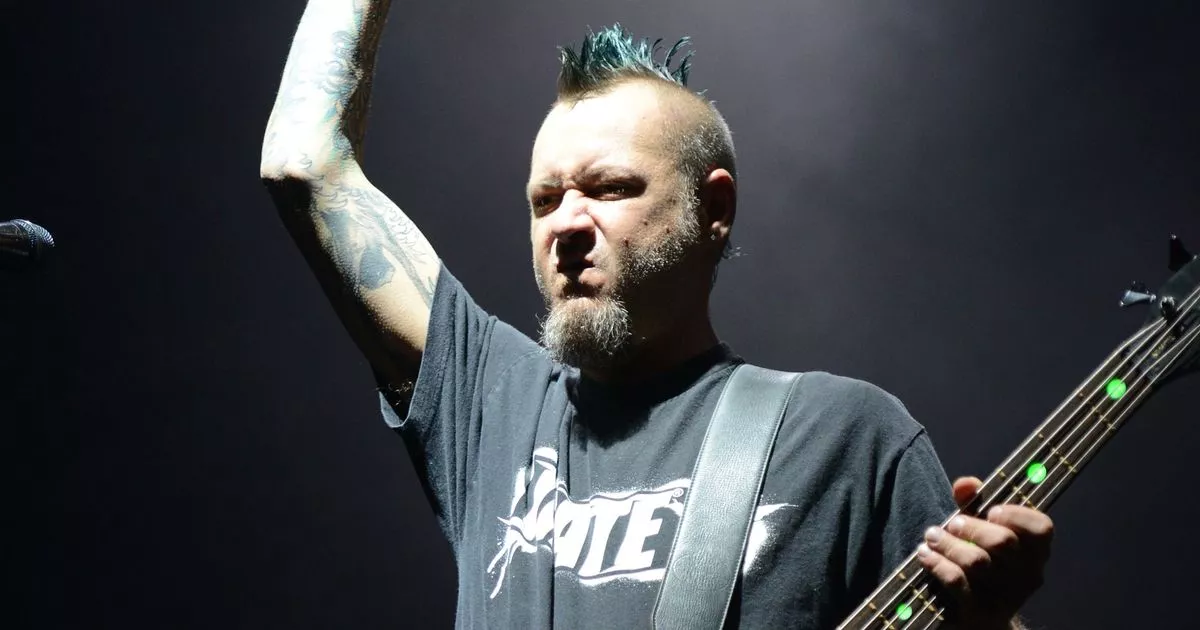 Featured image for Limp Bizkit's Sam Rivers Dies at 48 After Cardiac Arrest