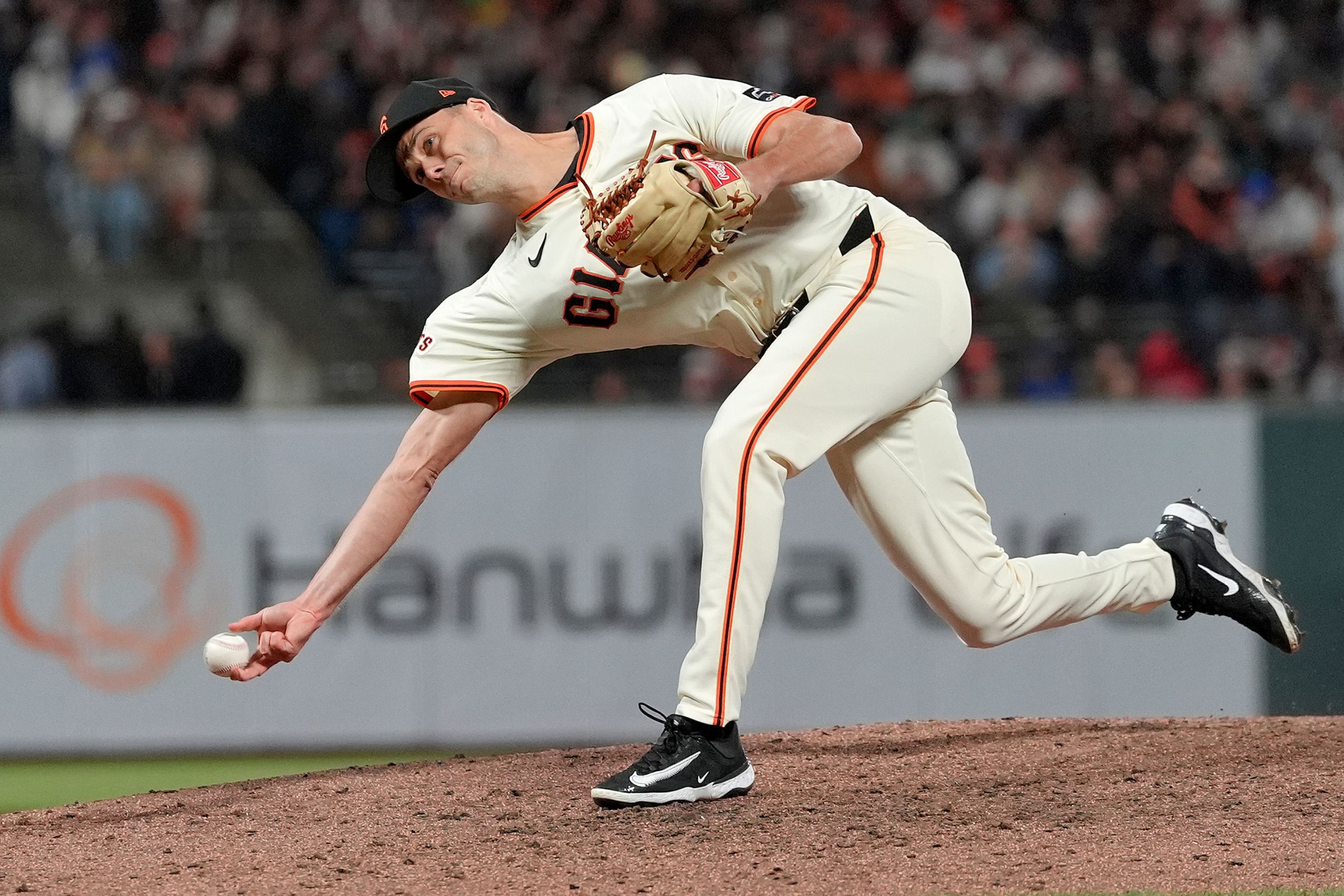 Featured image for Mets Acquire Tyler Rogers in Trade with Giants Amid Twin Brothers' Swap
