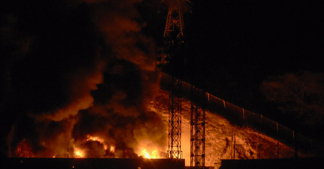 Featured image for Explosions and U.S. Strikes Shake Venezuela, Maduro Reported Captured