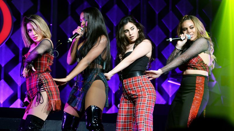 Featured image for Fifth Harmony Reunites as Surprise Guests at Jonas Brothers Concert