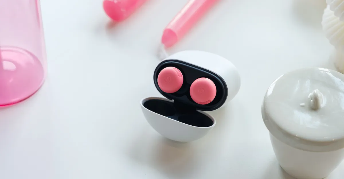 Featured image for Google's Pixel Buds 2a and Pro 2 Gain AI Features and Enhanced Safety