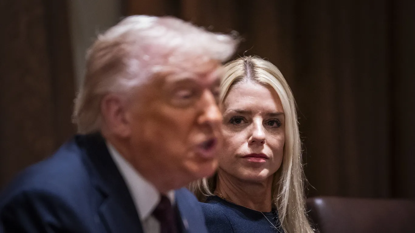 Featured image for Justice Department to Focus on Revoking Citizenship of Naturalized Americans