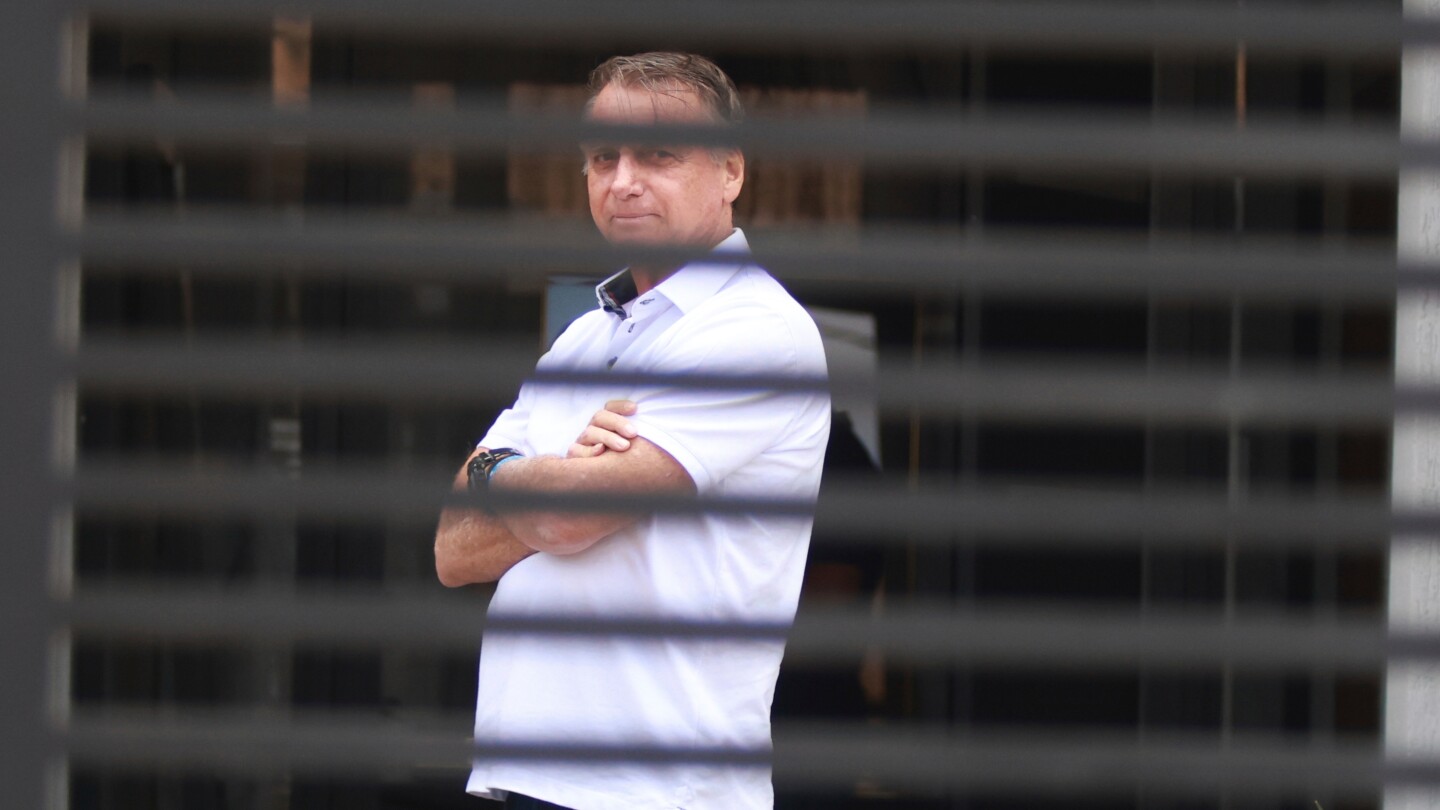 Featured image for Brazil Supreme Court Upholds Bolsonaro's 27-Year Sentence