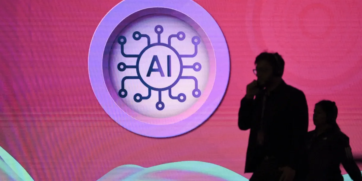 Featured image for Experts Warn of Growing AI Bubble Amid Massive Investment Surge