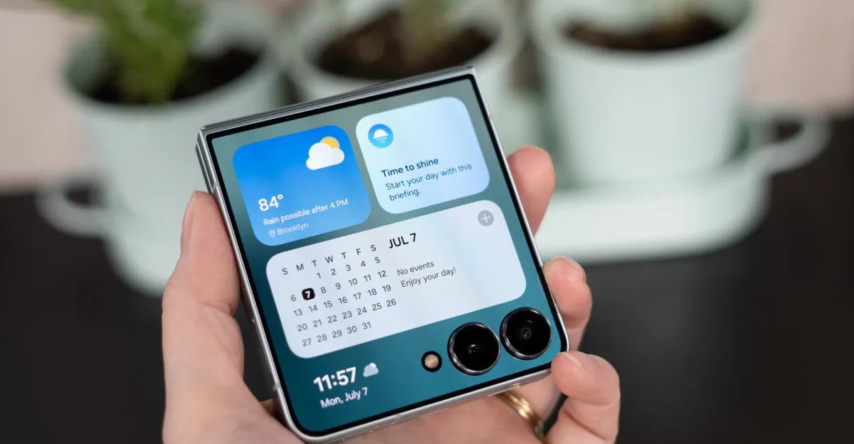 Featured image for Why I Can't Recommend Flip Phones