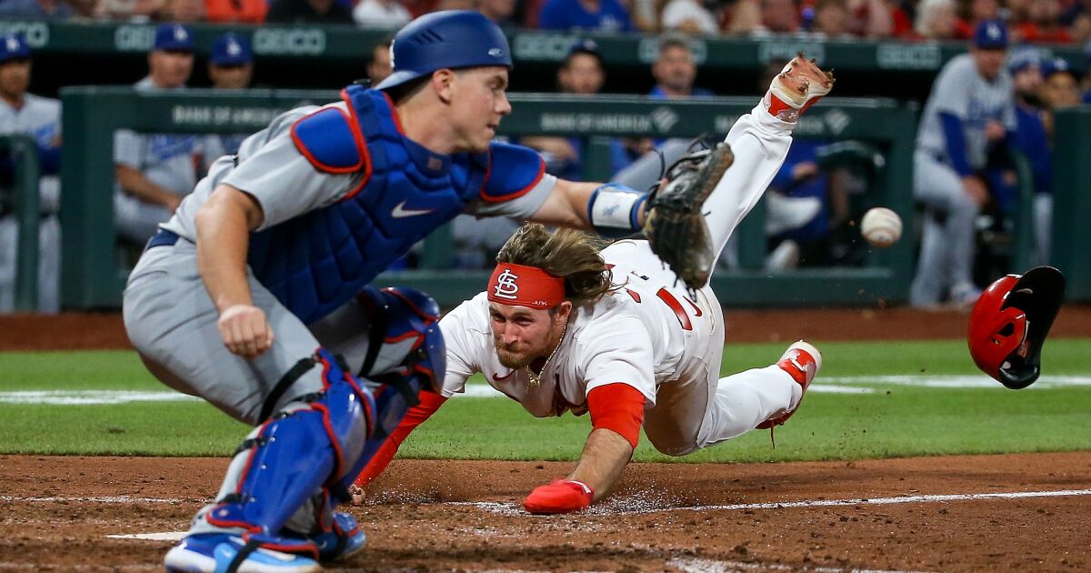 Featured image for Cardinals Crush Dodgers with 7 Home Runs in Blowout Win.