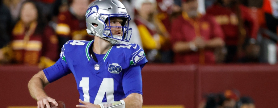 Featured image for Week 10 Fantasy Football Waiver Wire and Rankings Overview