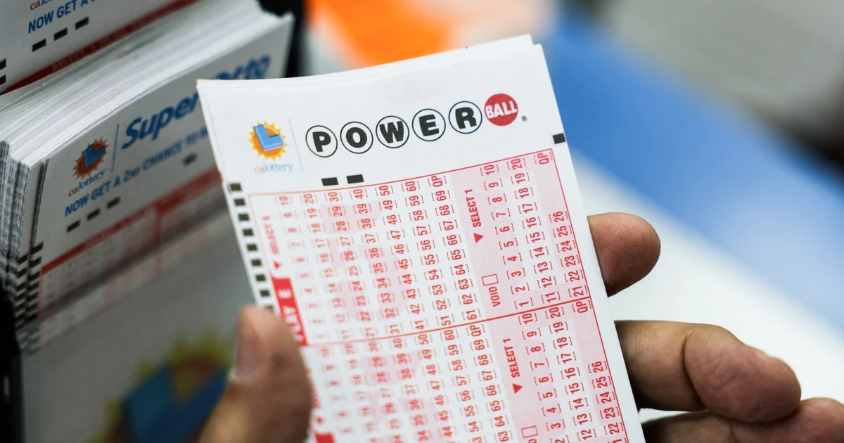 Featured image for $1.4B Powerball Jackpot Sparks Rush and Analysis