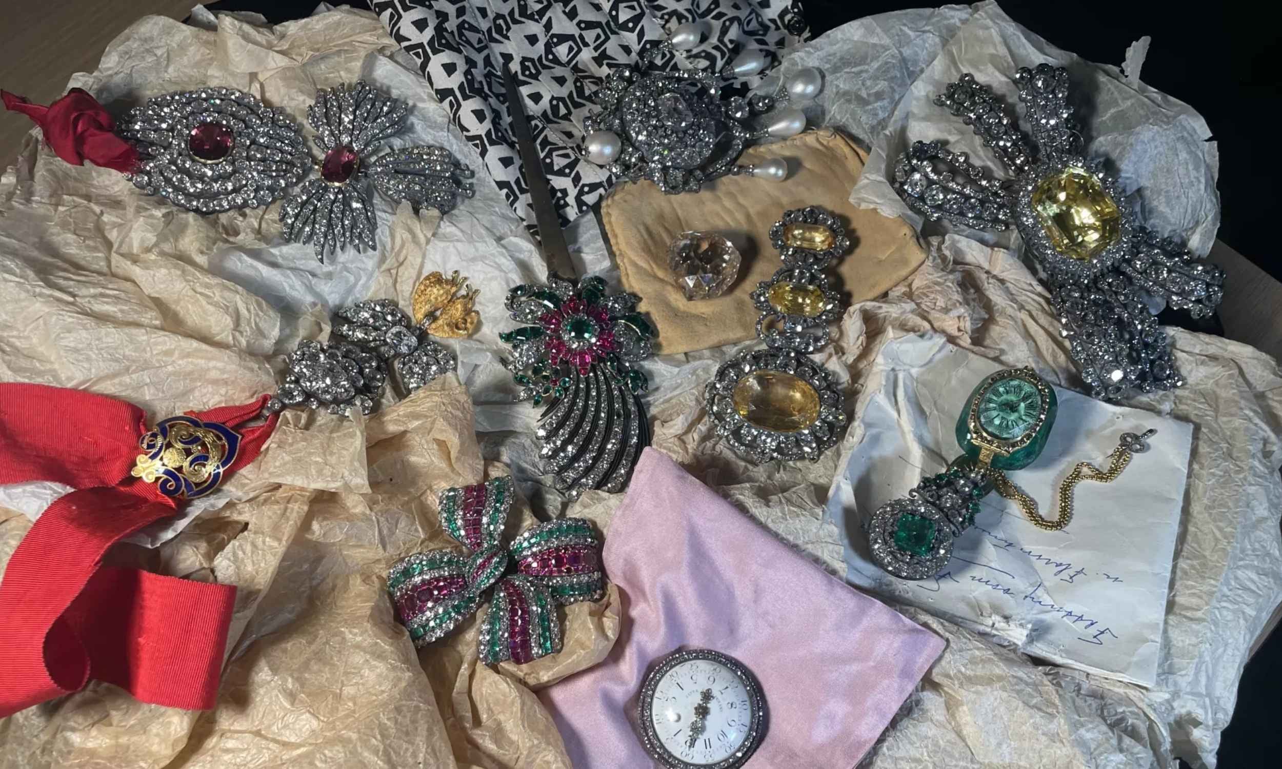 Featured image for 100-Year-Old Suitcase in Bank Vault Reveals Lost Hapsburg Jewels