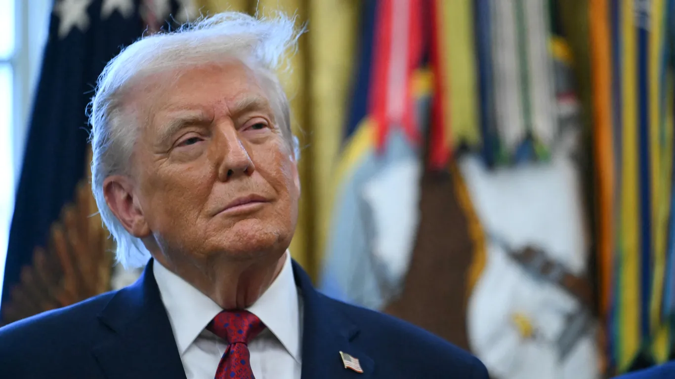 Featured image for Trump sues BBC for up to $10 billion over Jan. 6 speech editing