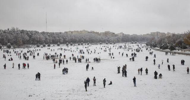 Featured image for Iran's Economic Crisis Deepens Amid Political and Nuclear Tensions