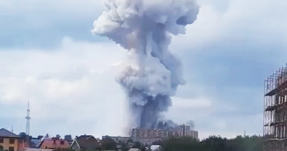 Featured image for "Devastating Blast Strikes Moscow Factory, Prompting Evacuation and Injuries"
