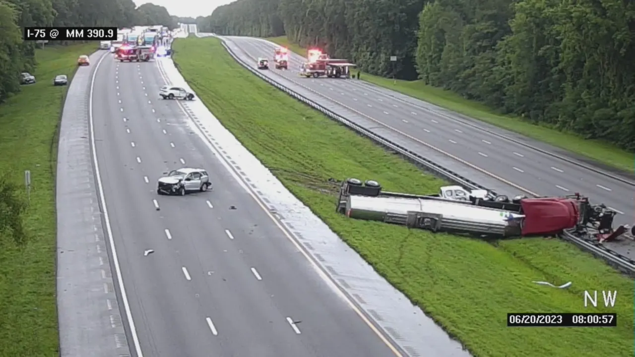 Featured image for I-75 Closed for 12 Hours Due to Chemical Spill After Tanker Crash in Florida