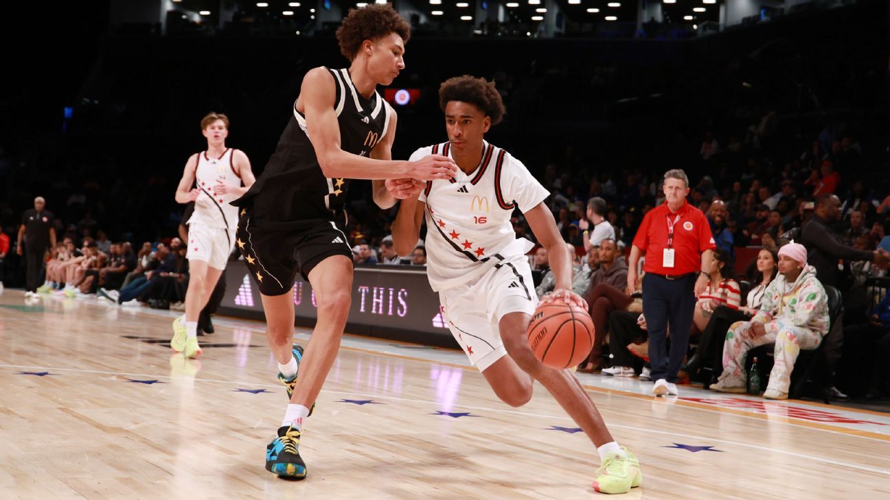 Featured image for USC's Alijah Arenas sidelined for 6-8 months with torn meniscus