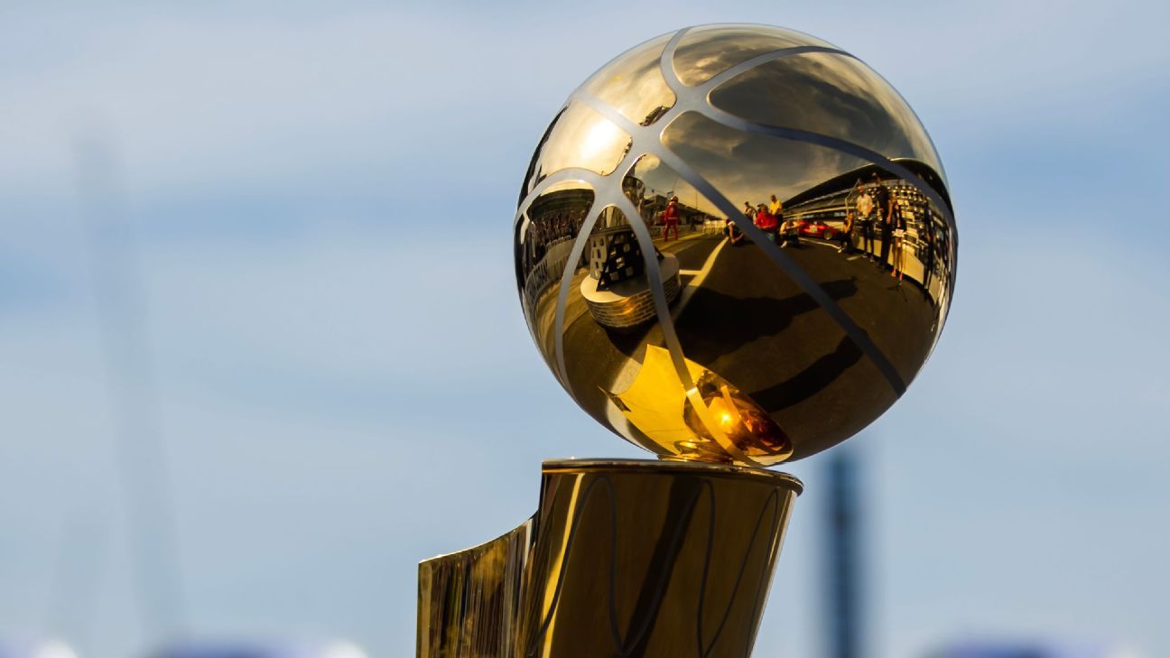 Featured image for Pacers' Flight to OKC Diverted Due to Tornado Warning