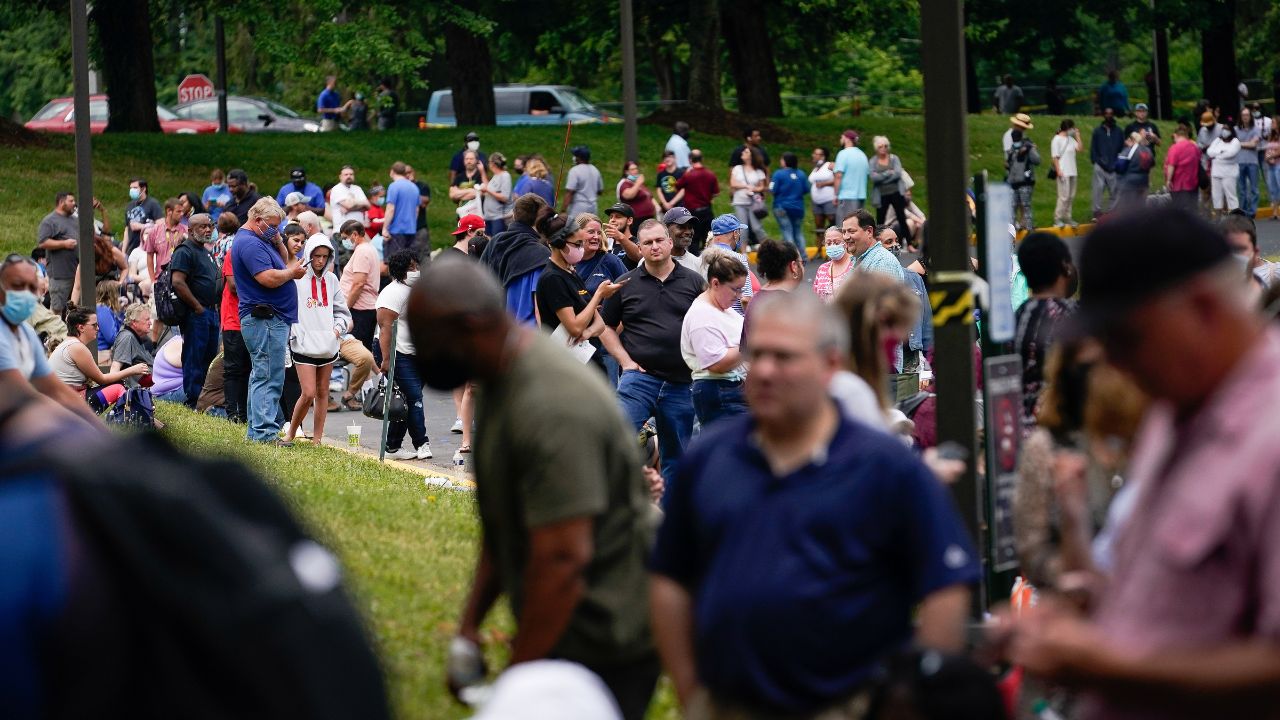 Featured image for US Labor Market Weakens Amid Rising Unemployment and Profit Declines