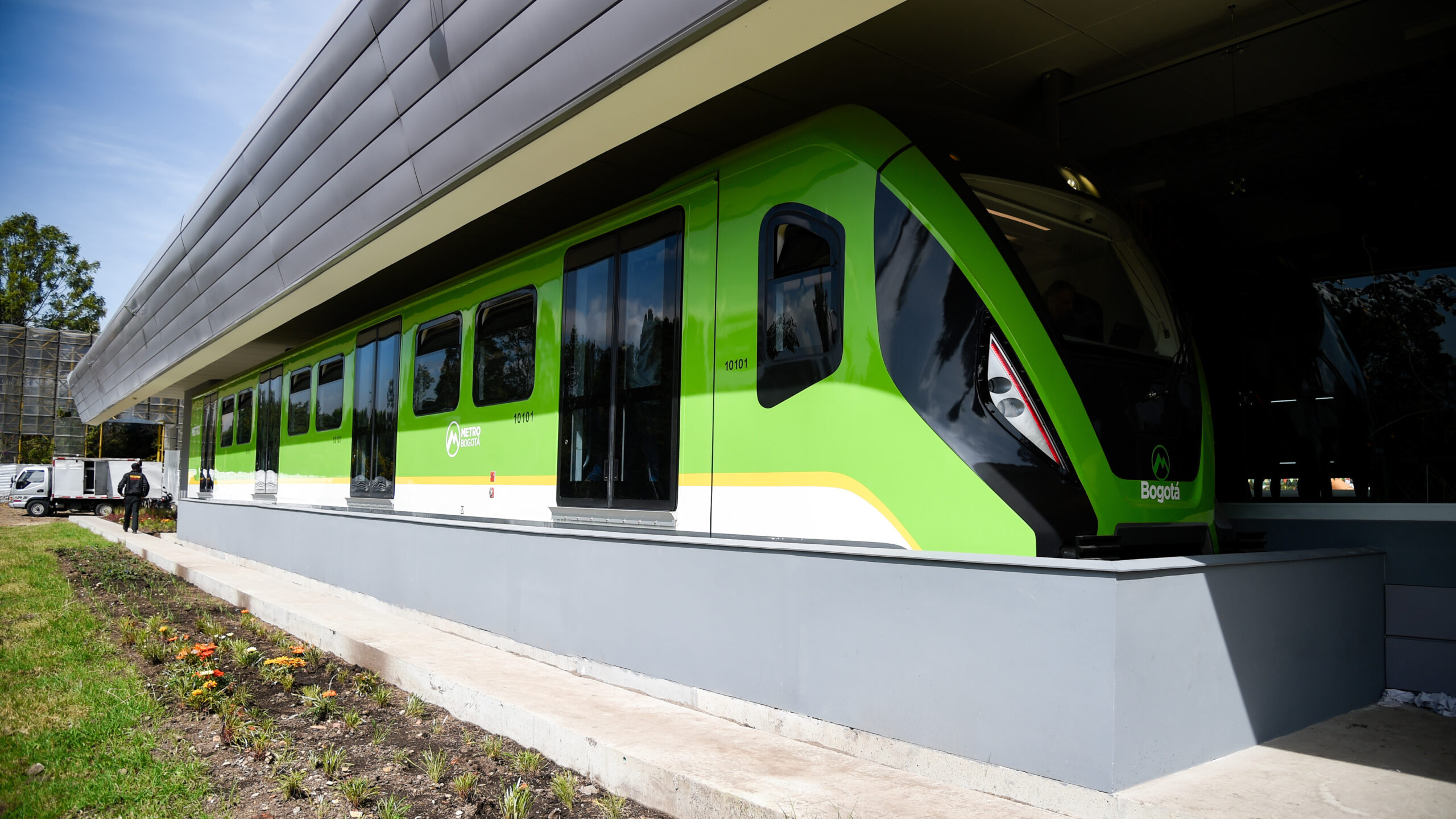 Featured image for "Bogotá's Traffic Nightmare Ends: China's Metro Solution Arrives"