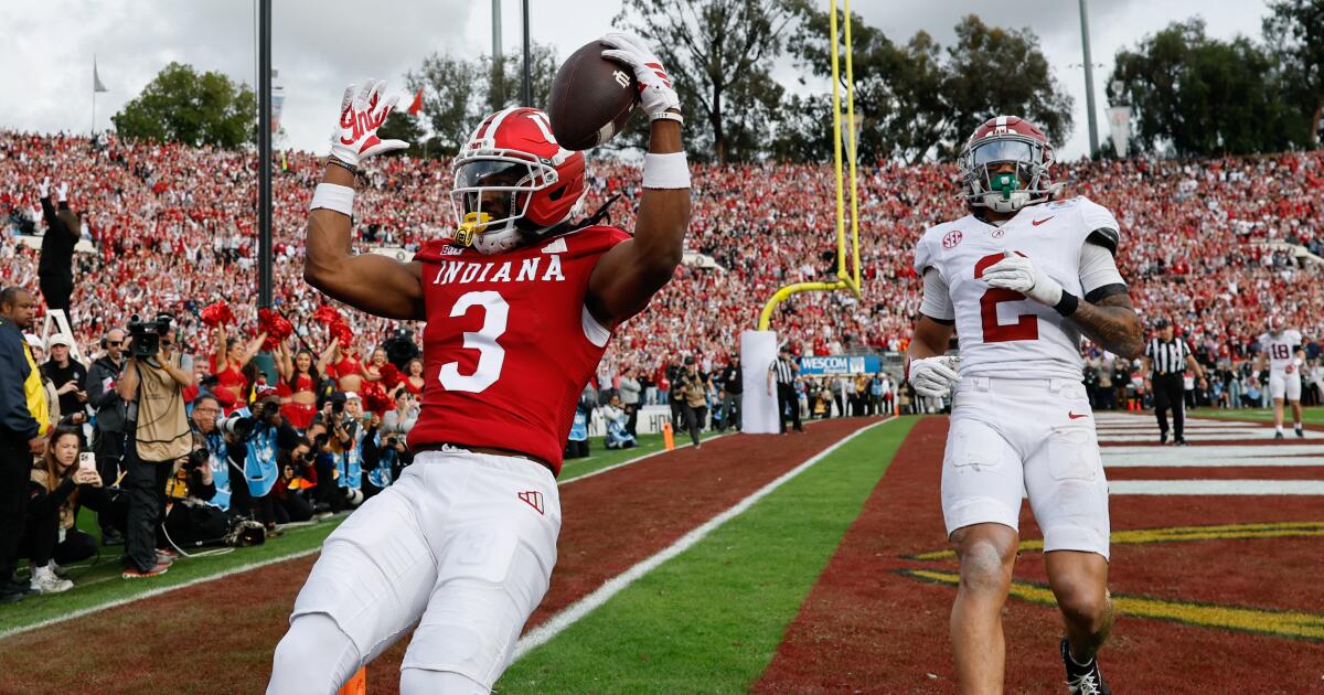 Featured image for Indiana Dominates Alabama in Rose Bowl, Advances to Semifinals