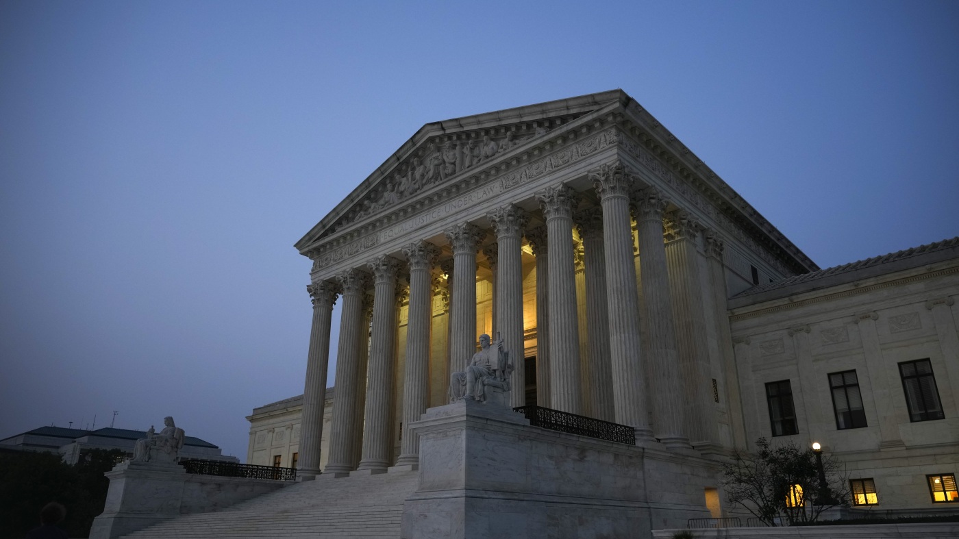 Featured image for Supreme Court Temporarily Halts Voting Rights Act Restrictions Amid Dissent