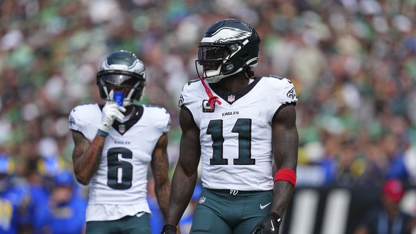 Featured image for Eagles' Offense Struggles Highlight Tensions Among Star Receivers